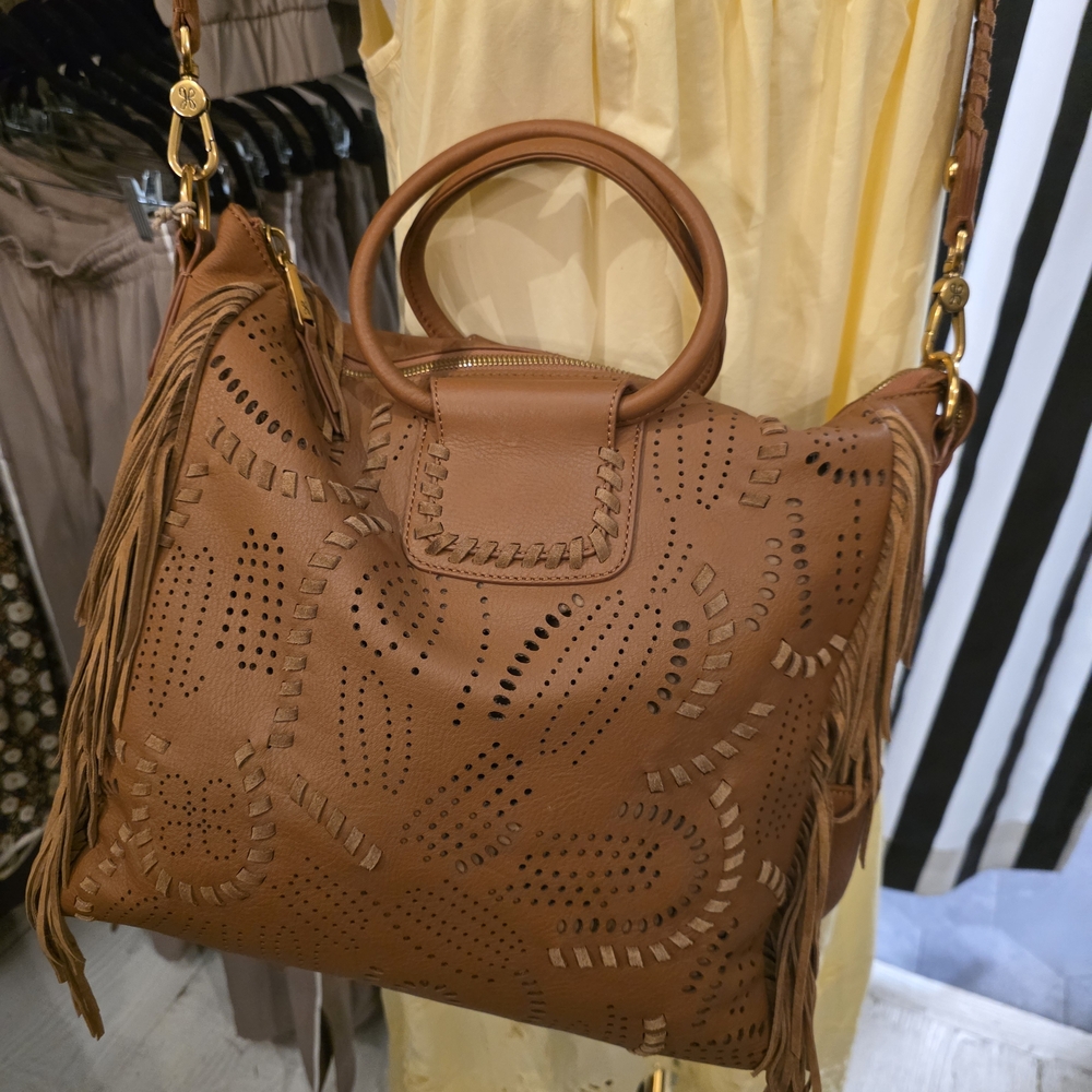 Hobo Sheila large satchel in warm Honey 100% genuine leather